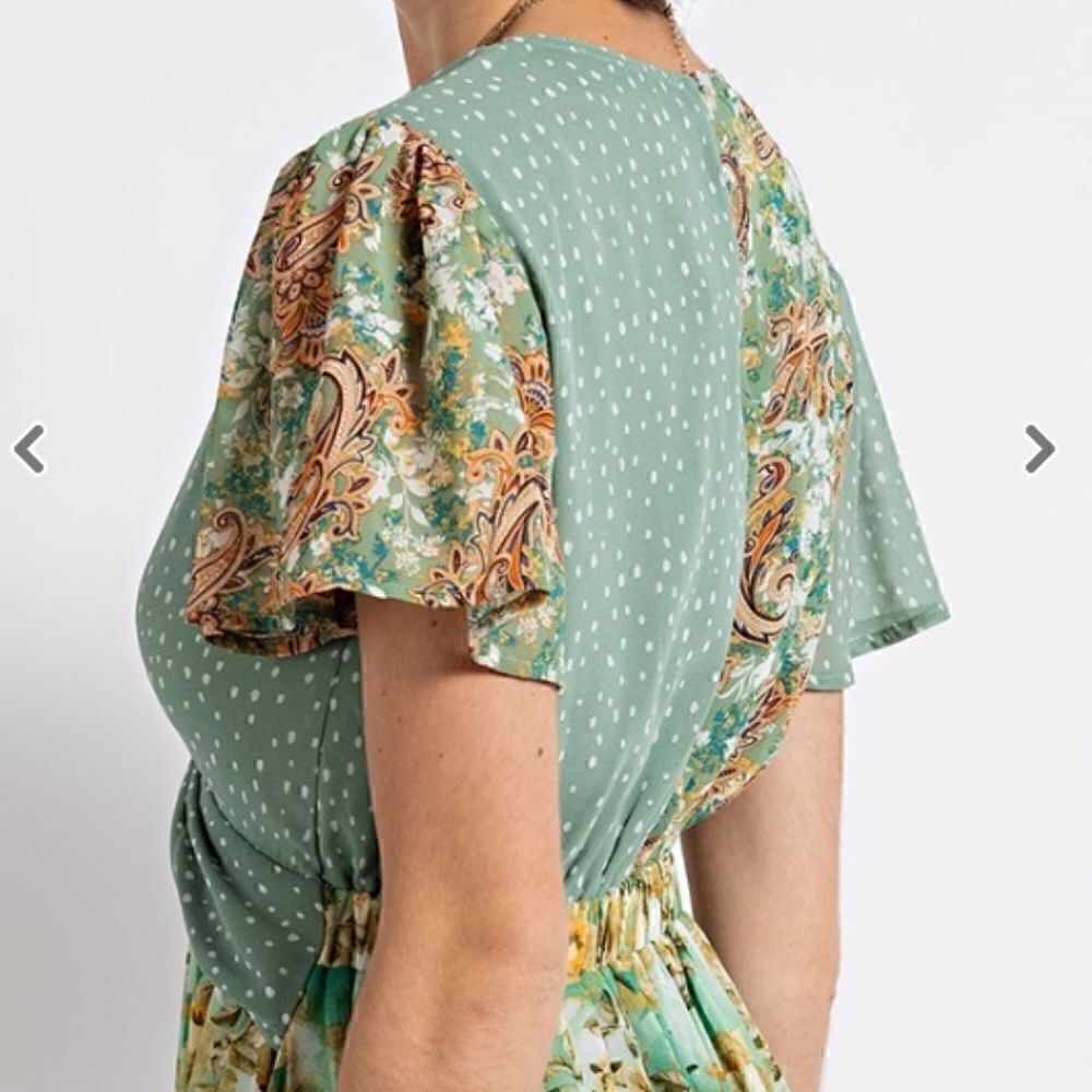 Gigio Twist Front Elastic Waist Floral Midi Dress with Full Lining and Key Hole - Picture 5 of 10